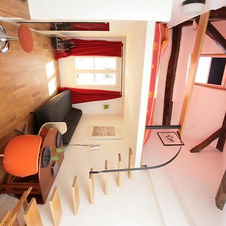 Marais Studio With Mezzanine Paris Room photo